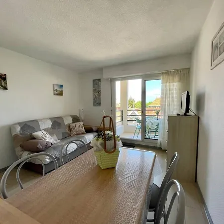 T2 A 100m De La Avec Balcons Et Parking - - Fr-1-433-80 Lägenhet Arcachon